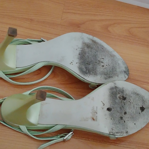 BCBG Satin bejeweled light green sandals - Picture 5 of 5